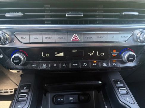 Used 2021 Kia Telluride SX w/ SX Prestige Package AWD/4WD image 11