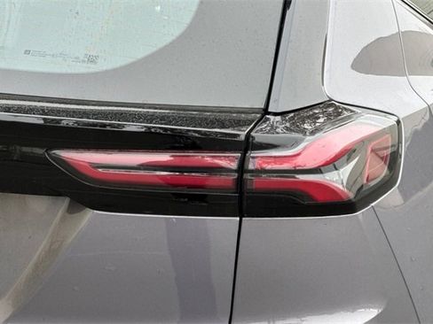 Used 2022 Chevrolet Bolt EUV LT w/ Convenience Package image 48