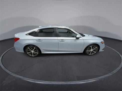 Used 2023 Honda Civic Touring image 9