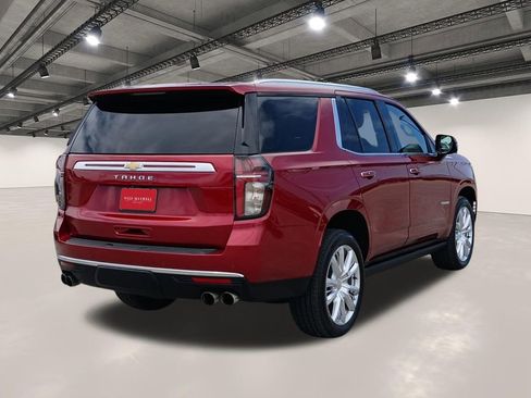 Used 2021 Chevrolet Tahoe High Country w/ Premium Package RWD image 16