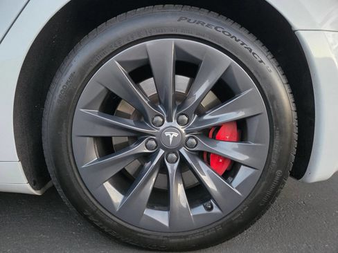 Used 2020 Tesla Model S Performance image 14