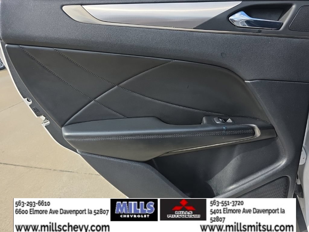 Used 2018 Lincoln MKC Premiere FWD image 16