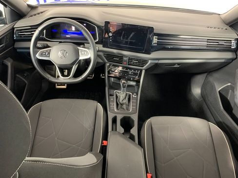 Used 2025 Volkswagen Jetta Sport FWD image 32