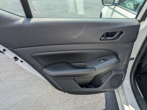 Used 2025 Nissan Altima 2.5 SV FWD image 25