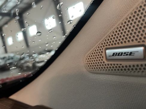 Used 2023 Nissan Rogue SL w/ SL Premium Package image 18