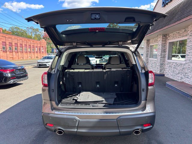 Used 2021 Subaru Ascent Limited w/ Technology Package AWD/4WD image 17