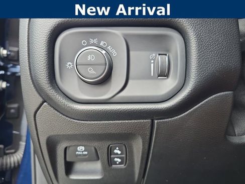 Used 2021 RAM 1500 Big Horn image 19