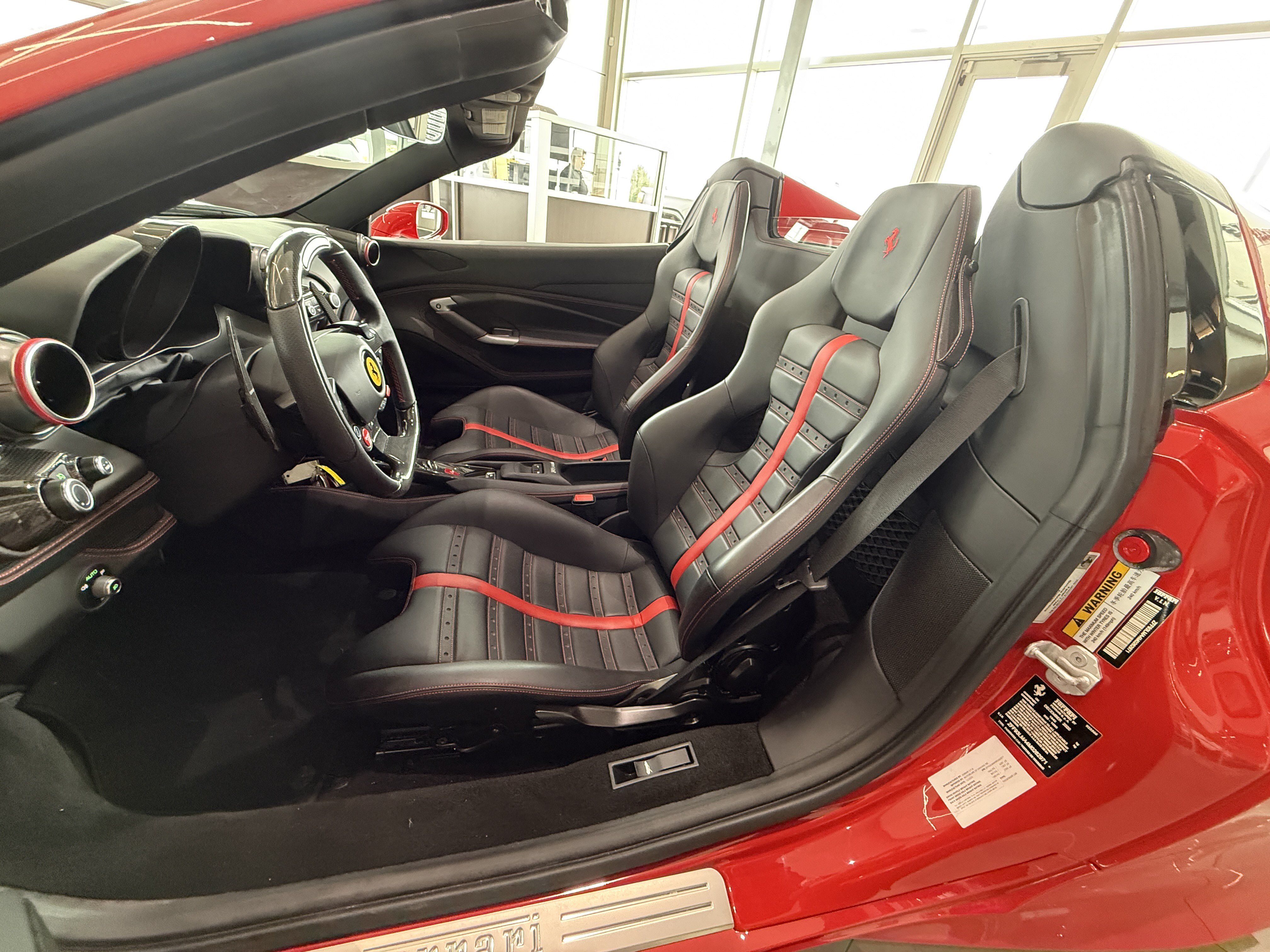 Used 2021 Ferrari F8 Tributo RWD image 17