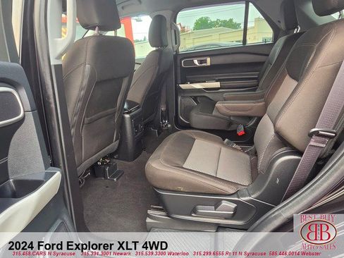 Used 2024 Ford Explorer XLT AWD/4WD image 11