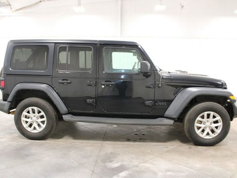 Used 2023 Jeep Wrangler Unlimited Sport AWD/4WD image 11