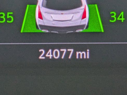 Used 2024 Cadillac XT5 Luxury image 30