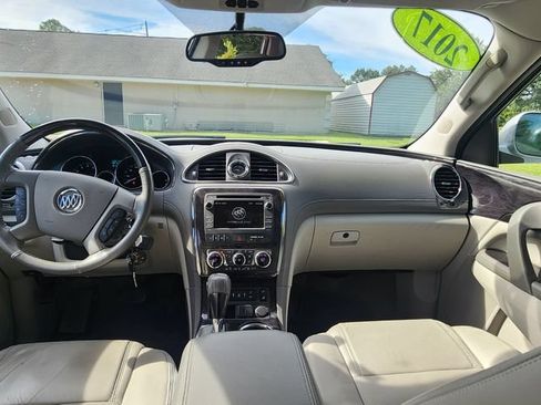 Used 2017 Buick Enclave Leather FWD image 20