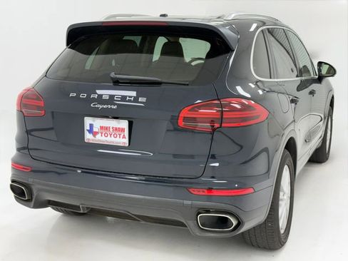Used 2017 Porsche Cayenne w/ Premium Plus Package image 20
