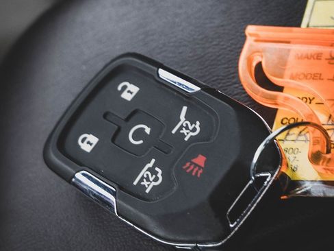 Used 2015 Chevrolet Tahoe LTZ image 13