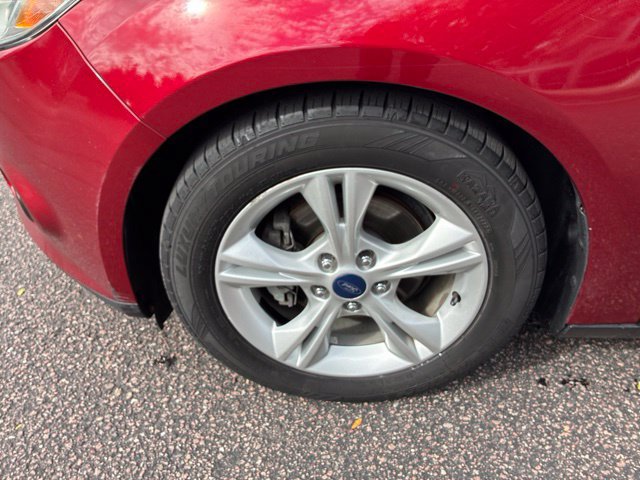 Used 2014 Ford Focus SE FWD image 9