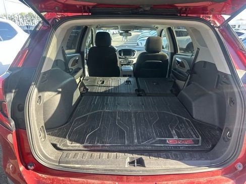Used 2019 GMC Terrain SLE w/ LPO, Floor Liner Package image 18