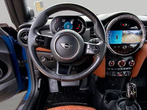 Used 2022 MINI Cooper Convertible w/ Signature Upholstery Package FWD image 6