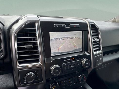 Used 2015 Ford F150 XLT w/ Equipment Group 302A Luxury image 24