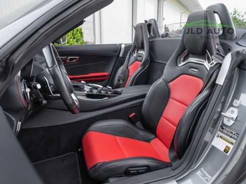 Used 2018 Mercedes-Benz AMG GT Roadster image 14