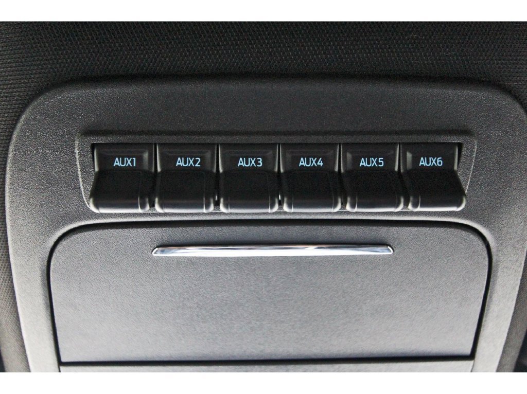 Used 2025 Ford F150 Raptor AWD/4WD image 26