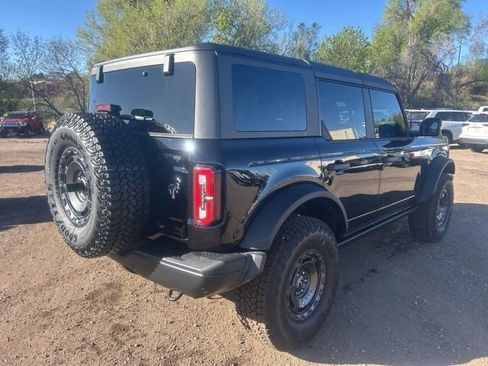 Used 2025 Ford Bronco Badlands w/ Sasquatch Package AWD/4WD image 5