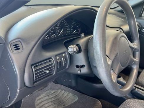 Used 2003 Chevrolet Cavalier LS Sport image 9