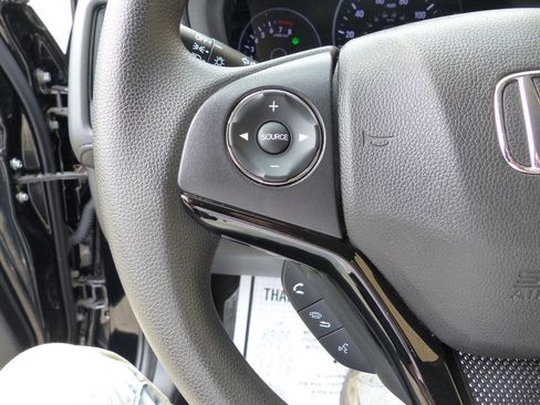 Used 2021 Honda HR-V LX image 23