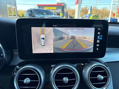 Used 2021 Mercedes-Benz GLC 300 4MATIC image 25