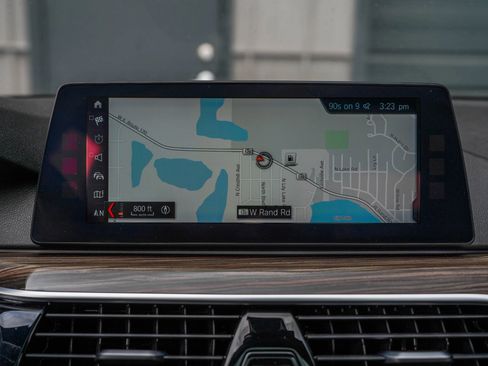 Used 2018 BMW 540i RWD image 19