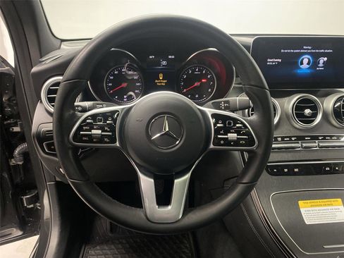 Used 2020 Mercedes-Benz GLC 300 4MATIC w/ Premium Package image 15
