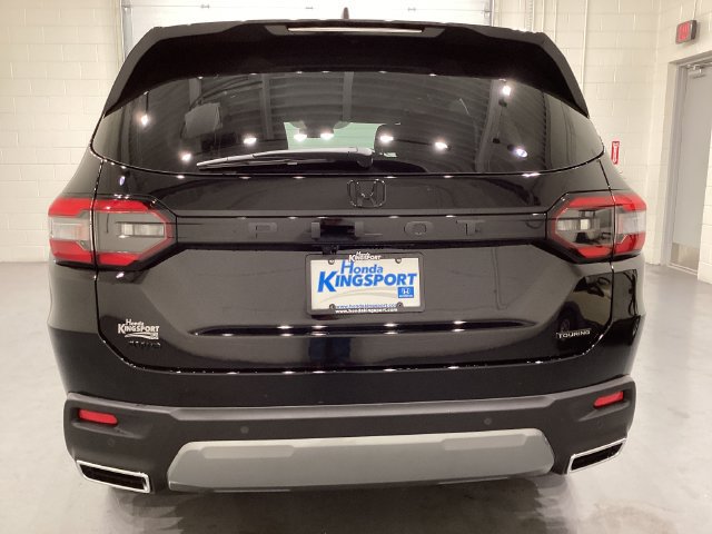 New 2026 Honda Pilot Touring image 6