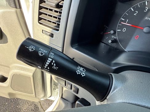 Used 2021 Nissan NV 1500 S image 27