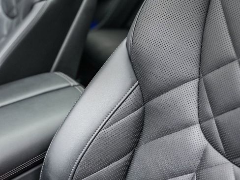 Used 2024 BMW X5 xDrive40i w/ Premium Package image 24