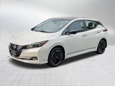 Used 2024 Nissan Leaf SV Plus FWD image 3