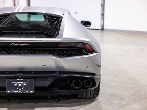 Used 2017 Lamborghini Huracan LP 610-4 Avio image 13