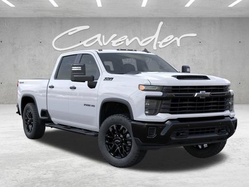 New 2026 Chevrolet Silverado 2500 Custom w/ Custom Value Package AWD/4WD image 7
