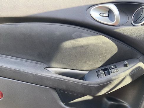 Used 2019 Nissan 370Z Touring Sport image 25