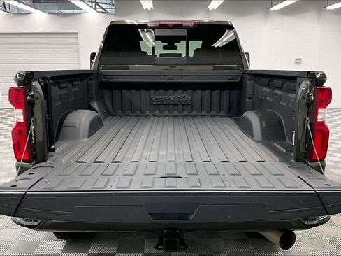 Used 2022 Chevrolet Silverado 3500 High Country w/ Safety Package II AWD/4WD image 32