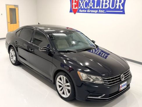 Used 2019 Volkswagen Passat 2.0T Wolfsburg w/ Wheels & Sunroof Package FWD image 45