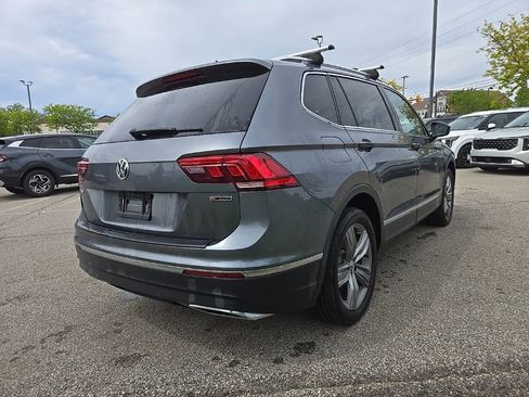 Used 2021 Volkswagen Tiguan SEL AWD/4WD image 3