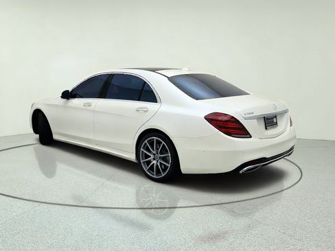 Used 2019 Mercedes-Benz S 560 Sedan image 12