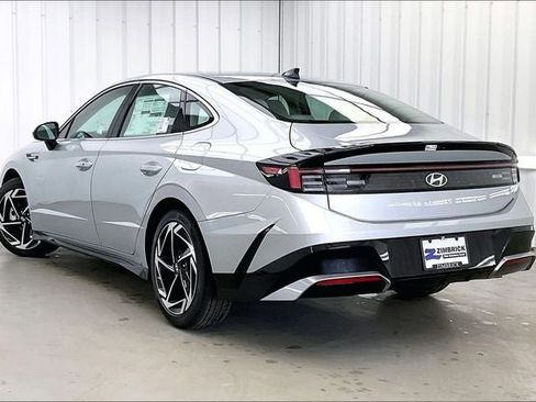 New 2026 Hyundai Sonata SEL AWD/4WD image 5
