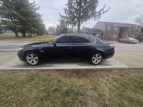 Used 2006 BMW 530xi Sedan image 2
