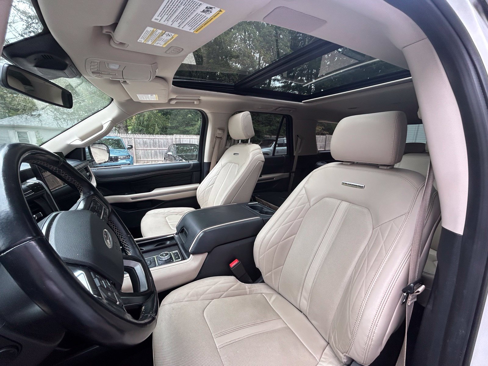 Used 2022 Ford Expedition Max Platinum AWD/4WD image 14