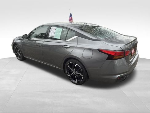 Used 2024 Nissan Altima 2.5 SR image 17