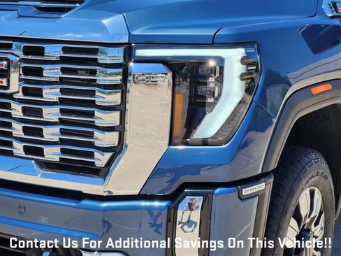 New 2026 GMC Sierra 2500 Denali w/ Denali Reserve Package AWD/4WD image 6
