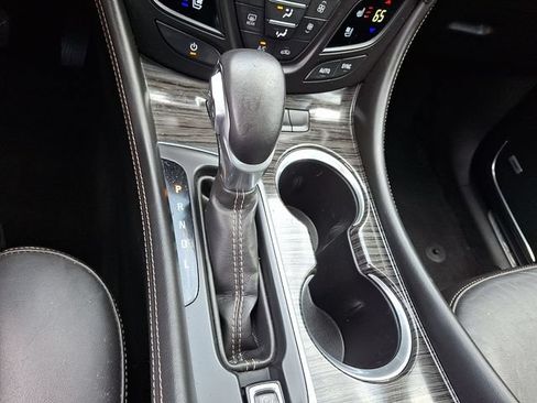 Used 2016 Buick Envision Premium AWD/4WD image 17