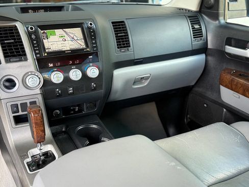 Used 2010 Toyota Tundra Limited image 64