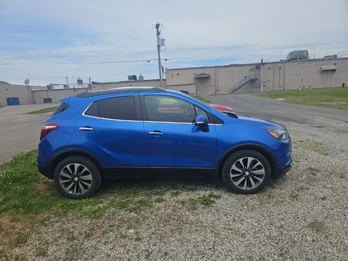 Used 2018 Buick Encore Essence FWD image 8