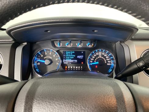 Used 2014 Ford F150 XLT w/ Equipment Group 302A Luxury AWD/4WD image 19